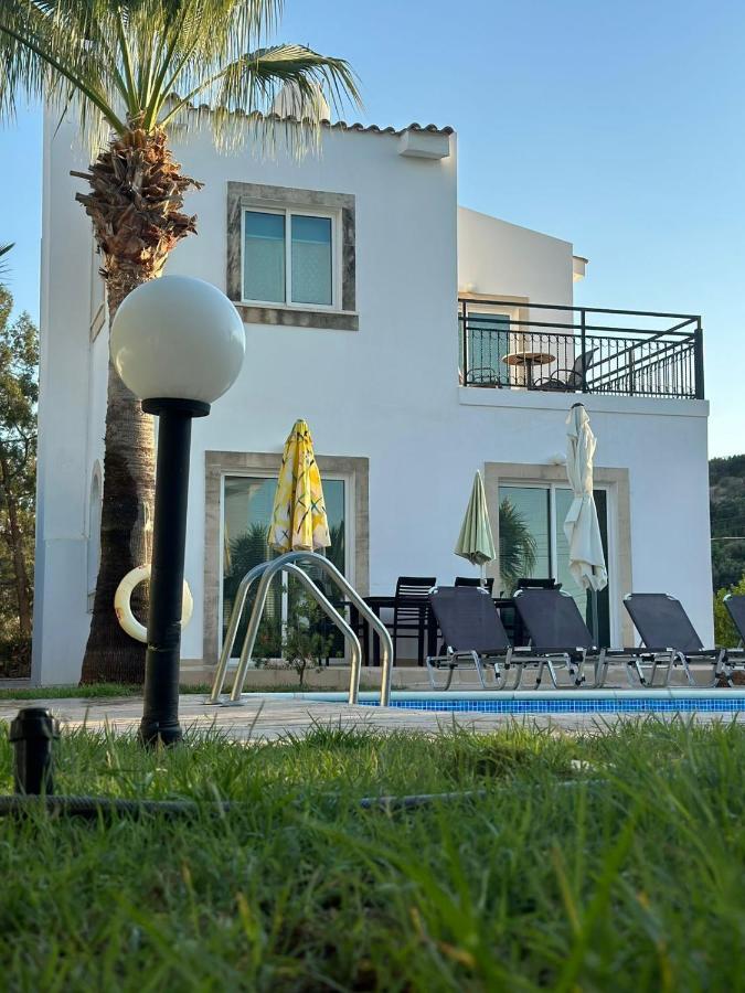 Villa Chrysanthemum Neo Chorio Exterior foto